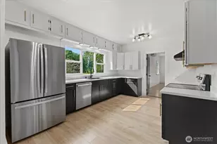 22767 Francis Rd, Mount Vernon, WA 98273 - Photo 12