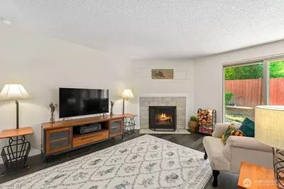 4904 81st Place SW #105, Mukilteo, WA 98275 - Photo 4