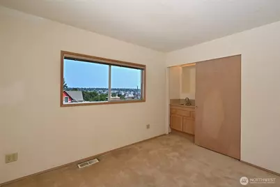 4407 30th Avenue W, Seattle, WA 98199 - Photo 20