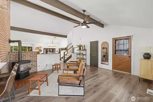 284 S 2nd St, Buckley, WA 98321 - Photo 8