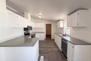 421 N 5th St, Toledo, WA 98591 - Photo 4
