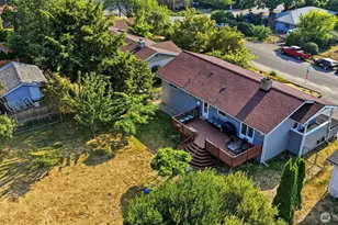 3810 Nome Dr, Bremerton, WA 98310 - Photo 4