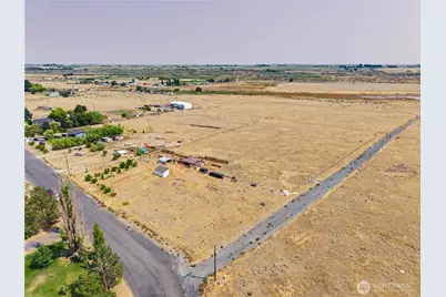 9625 Rd H.8 NE, Moses Lake, WA 98837 - Photo 2