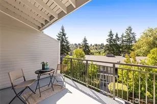 3218 80th Ave SE, Mercer Island, WA 98040 - Photo 10