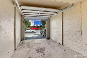 1915 Dexter Ave N, Seattle, WA 98109 - Photo 28