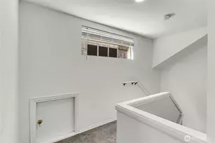 1915 Dexter Ave N, Seattle, WA 98109 - Photo 18