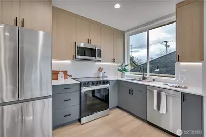 4404 S Othello Street #B, Seattle, WA 98118 - Photo 12