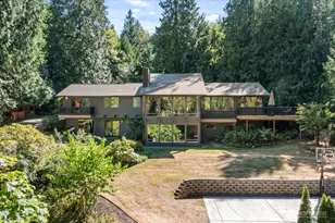 25007 SE Mirrormont Way, Issaquah, WA 98027 - Photo 1