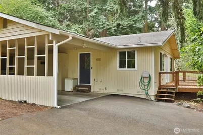 6255 Bayview Road, Clinton, WA 98236 - Photo 1