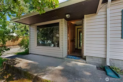 1102 15th Avenue, Milton, WA 98354 - Photo 2