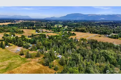 1361 E Axton Road, Bellingham, WA 98226 - Photo 32