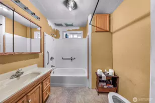 1361 E Axton Rd, Bellingham, WA 98226 - Photo 12
