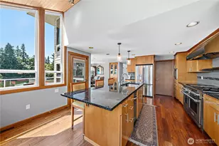 21424 Snag Island Dr E, Lake Tapps, WA 98391 - Photo 10