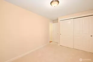 301 W Raye St, Seattle, WA 98119 - Photo 26