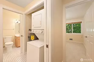 301 W Raye St, Seattle, WA 98119 - Photo 24