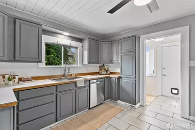 2311 Victor Street, Bellingham, WA 98225 - Photo 8