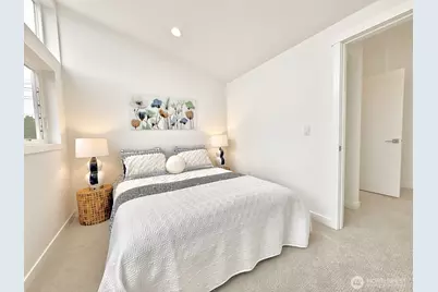 708 N 102nd Street #2, Seattle, WA 98133 - Photo 14