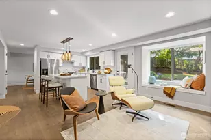 10345 36th Ave NE, Seattle, WA 98125 - Photo 14