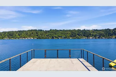 2618 W Lake Sammamish Parkway NE, Redmond, WA 98052 - Photo 1