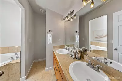 4518 49th Avenue S, Seattle, WA 98118 - Photo 32
