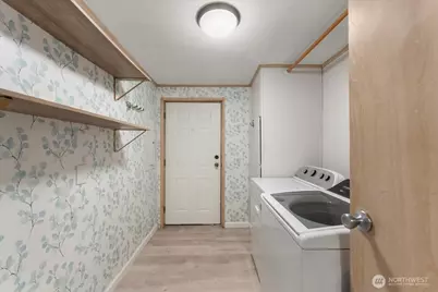 12407 207th Avenue E, Bonney Lake, WA 98391 - Photo 28