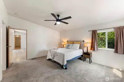 12407 207th Avenue E, Bonney Lake, WA 98391 - Photo 26