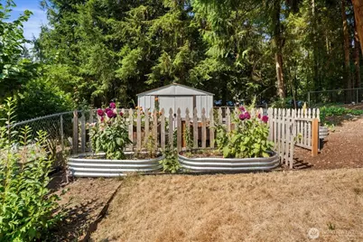 12407 207th Avenue E, Bonney Lake, WA 98391 - Photo 36