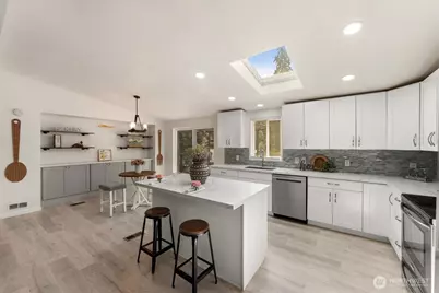 12407 207th Avenue E, Bonney Lake, WA 98391 - Photo 10