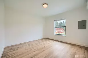31628 W Commercial St, Carnation, WA 98014 - Photo 8