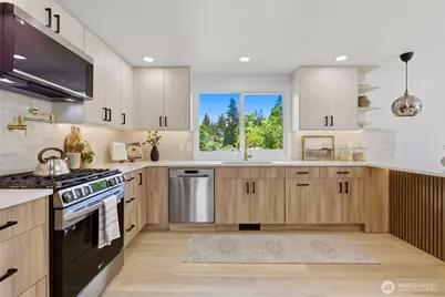 814 NE 185th Street, Shoreline, WA 98155 - Photo 14
