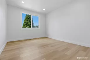 814 NE 185th St, Shoreline, WA 98155 - Photo 20