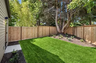 4530 NE 55th St, Seattle, WA 98105 - Photo 16