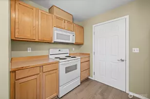 1131 63rd St SE, Auburn, WA 98092 - Photo 10