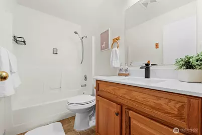 17831 77th Street E, Bonney Lake, WA 98391 - Photo 24