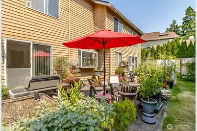 12523 NE 164th Street, Woodinville, WA 98072 - Photo 40