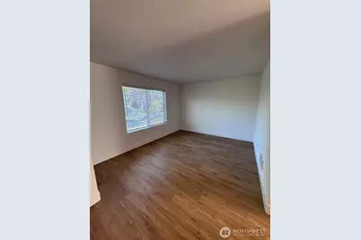 1869 Johnson Avenue, DuPont, WA 98327 - Photo 2