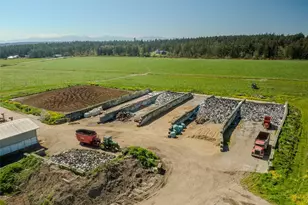 1240 Arnold Rd, Oak Harbor, WA 98277 - Photo 32