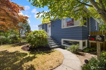 7919 34th Avenue SW, Seattle, WA 98126 - Photo 2