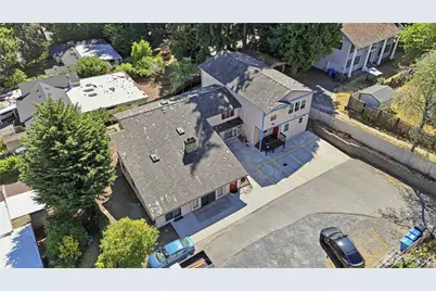 16068 Greenwood Avenue N, Shoreline, WA 98133 - Photo 40