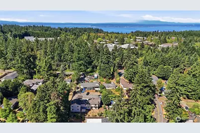 16068 Greenwood Avenue N, Shoreline, WA 98133 - Photo 38