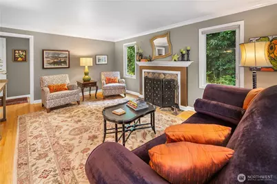 2706 56th Avenue SW, Seattle, WA 98116 - Photo 2