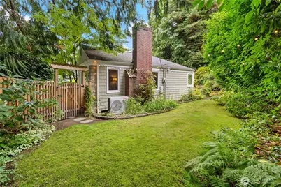 2706 56th Avenue SW, Seattle, WA 98116 - Photo 24