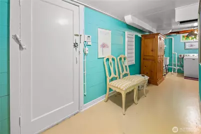 2706 56th Avenue SW, Seattle, WA 98116 - Photo 16