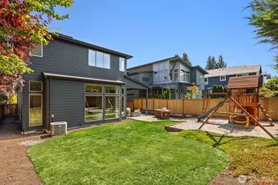 9221 126th Avenue NE, Kirkland, WA 98033 - Photo 38