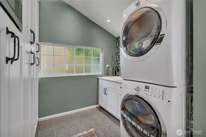 13041 25th Avenue NE, Seattle, WA 98125 - Photo 18