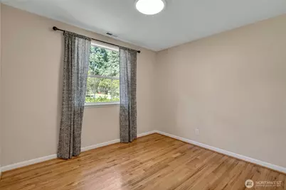 13041 25th Avenue NE, Seattle, WA 98125 - Photo 24