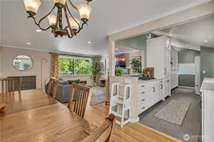 13041 25th Ave NE, Seattle, WA 98125 - Photo 12