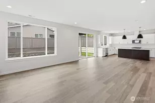 9318 71st Ave E, Puyallup, WA 98371 - Photo 8