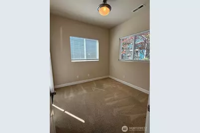 2593 22nd Avenue NE, Issaquah, WA 98029 - Photo 6