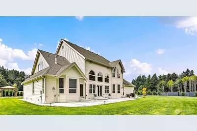 5507 Waller Road E, Tacoma, WA 98443 - Photo 8
